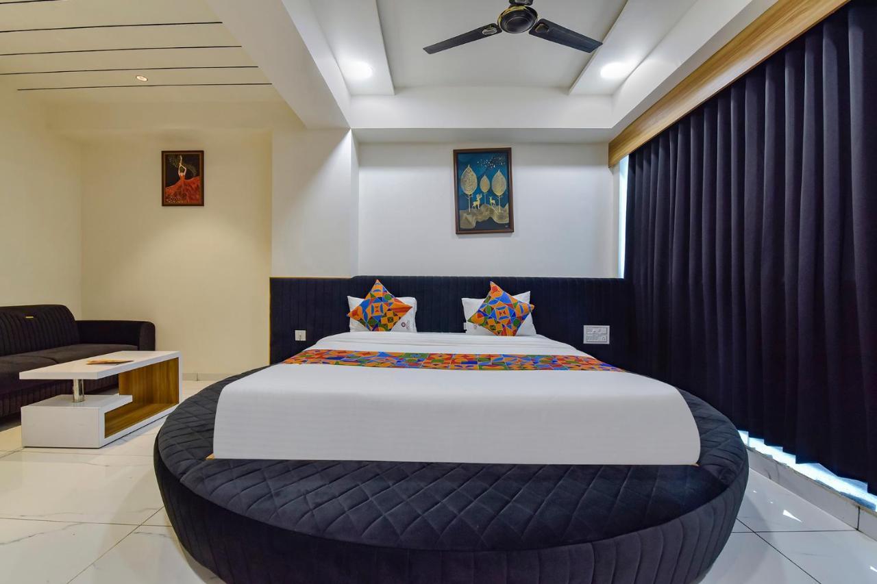 Fabhotel Bliss Ahmedabad Buitenkant foto